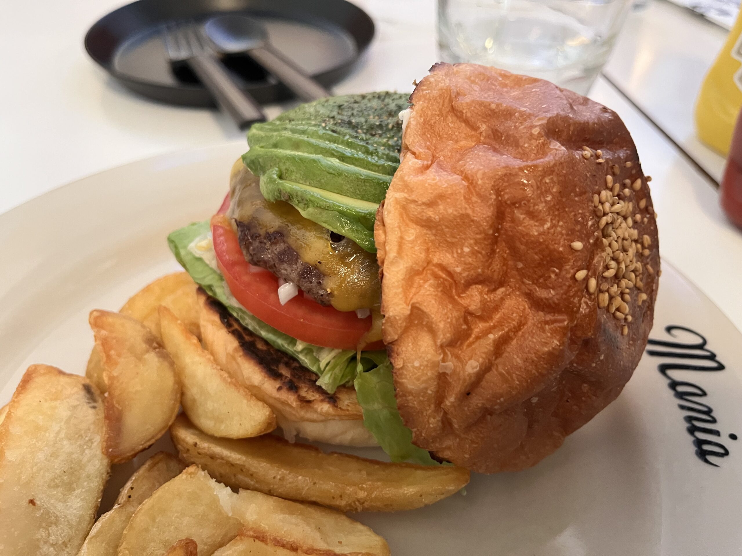バーガーマニア白金店