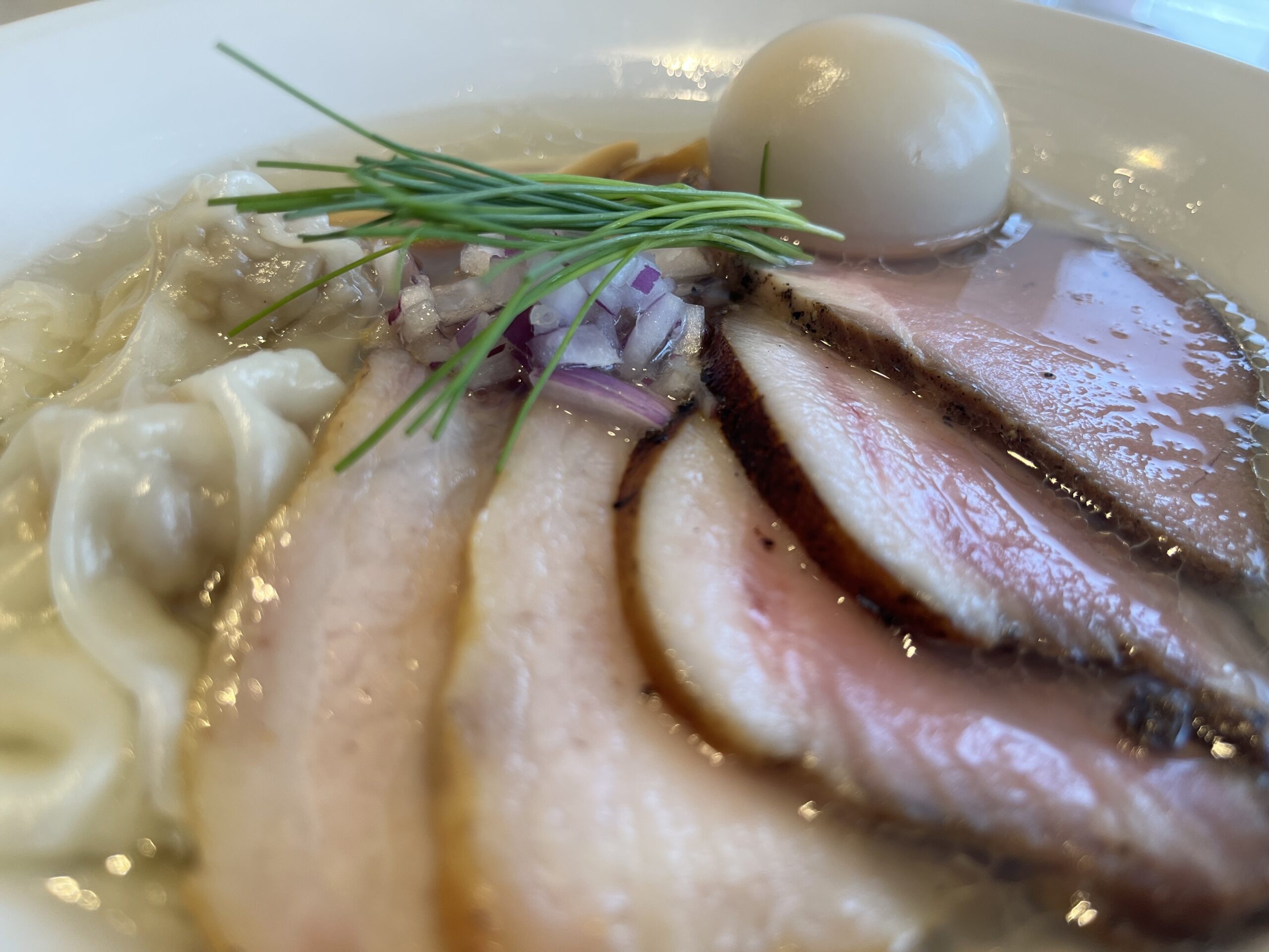宍道湖しじみ中華蕎麦 琥珀 東京本店｜特製宍道湖しじみ中華蕎麦＜塩＞