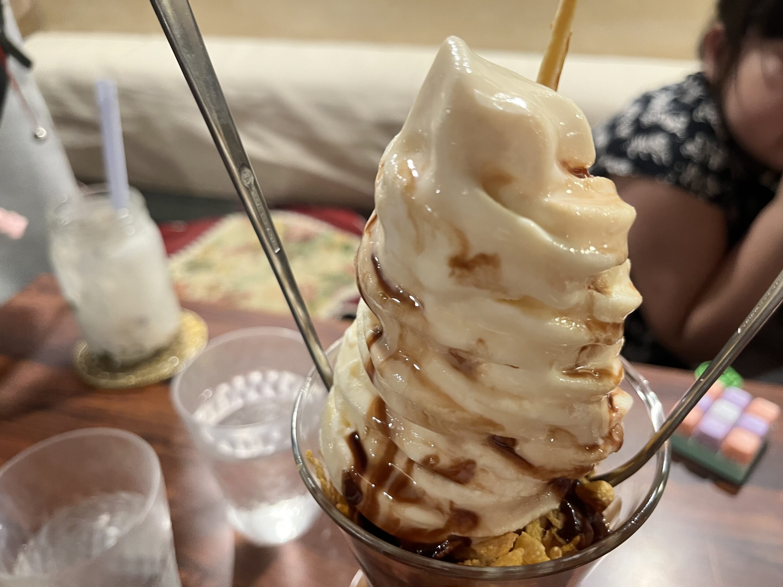 王様といちご｜巨大パフェ